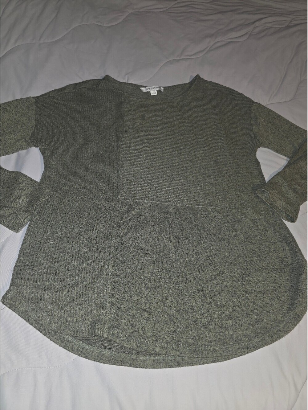 One Park Ave Olive Green - Knit Women's Rayon Blend Pullover Sweater - Medium